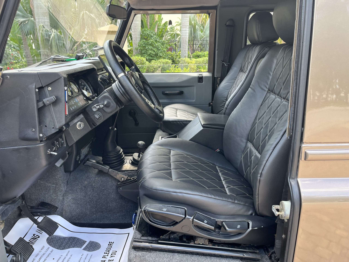 1989 Land Rover Defender 90 LHD