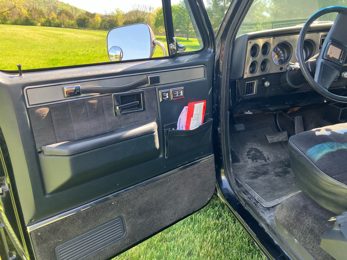 1987 Chevrolet Silverado 4x4 2 Owner 70k Mile