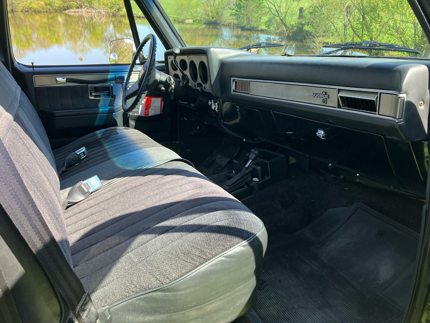 1987 Chevrolet Silverado 4x4 2 Owner 70k Mile