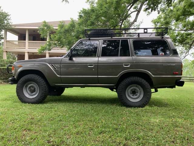 1987 Toyota Land Cruiser V8 5-Speed