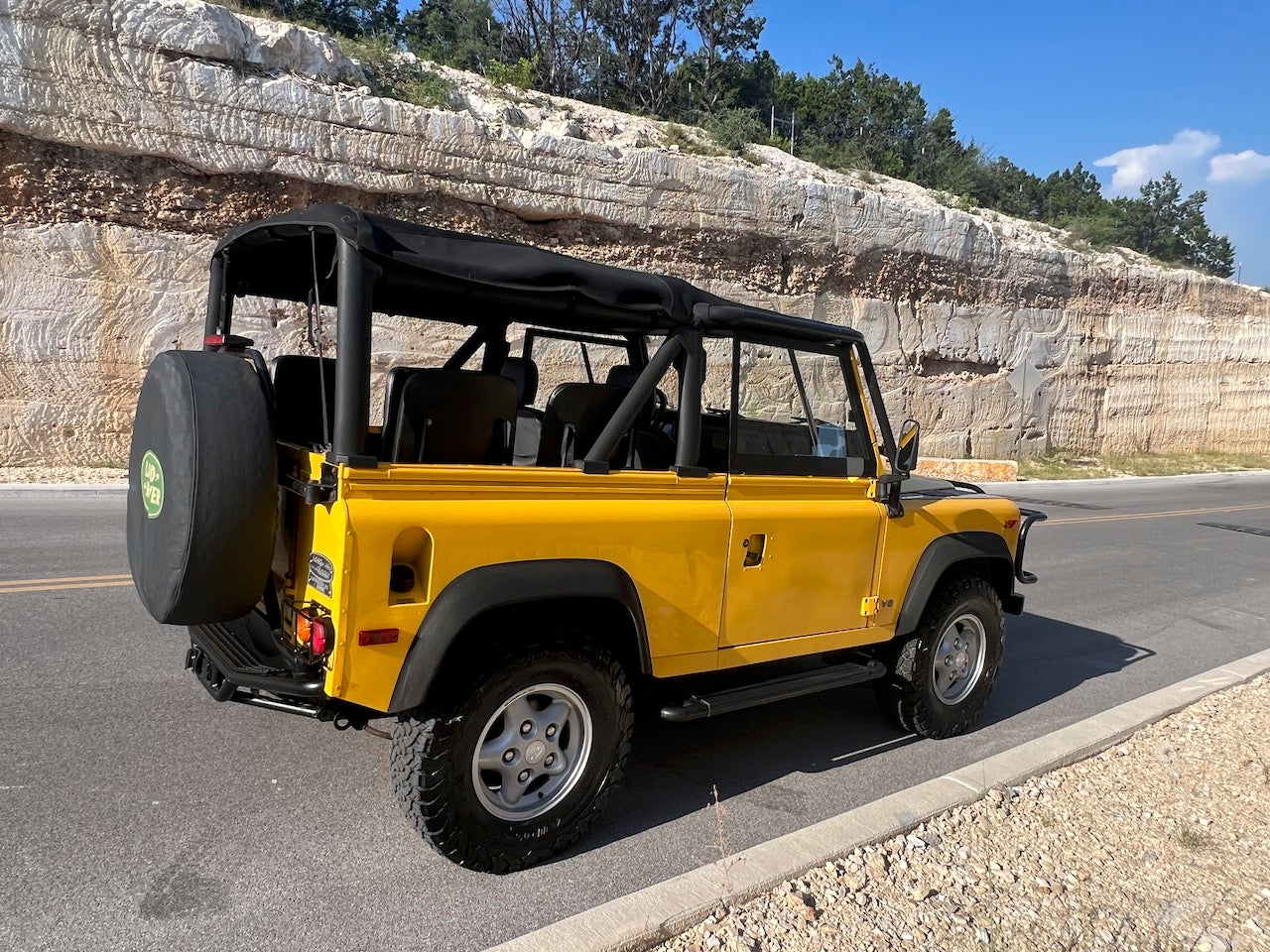 1997 Land Rover Defender 90 NAS