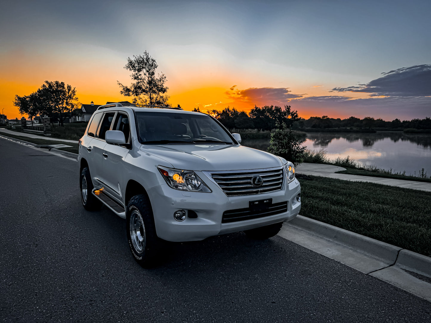 2010 Lexus LX570