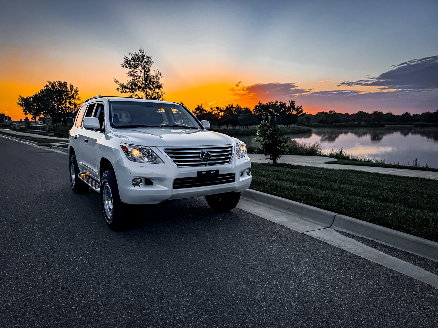 2010 Lexus LX570