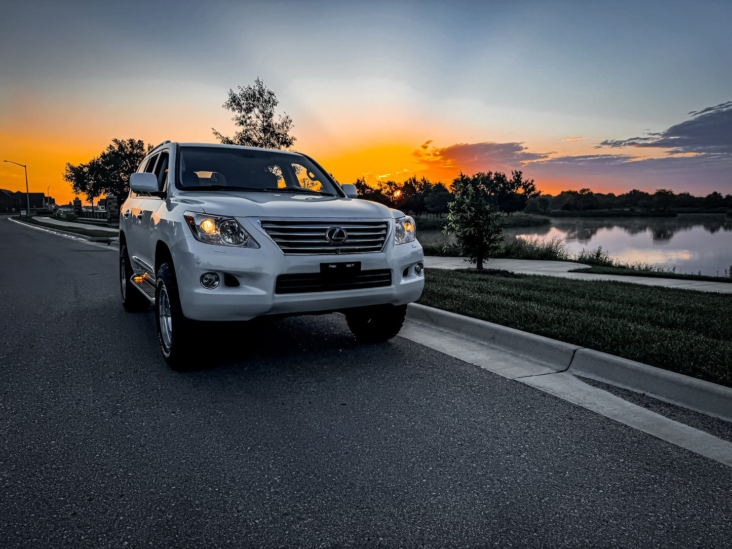 2010 Lexus LX570