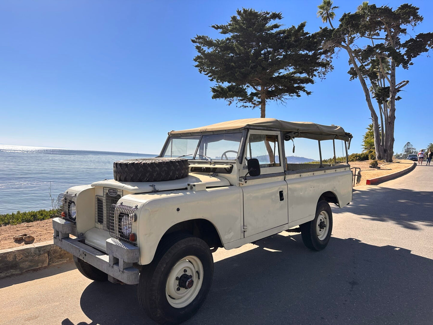 1966 Land Rover Series 2 109' LHD