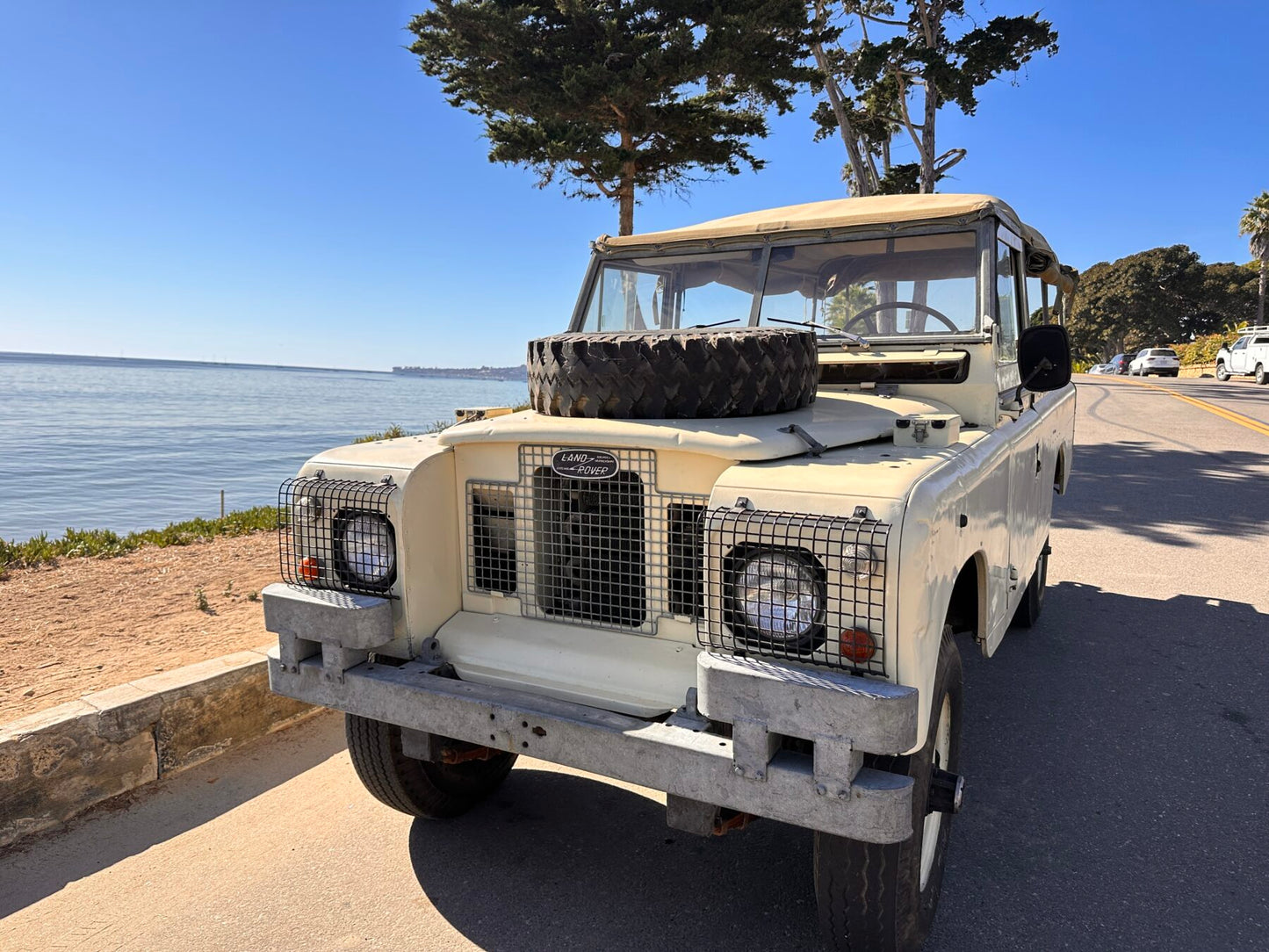 1966 Land Rover Series 2 109' LHD