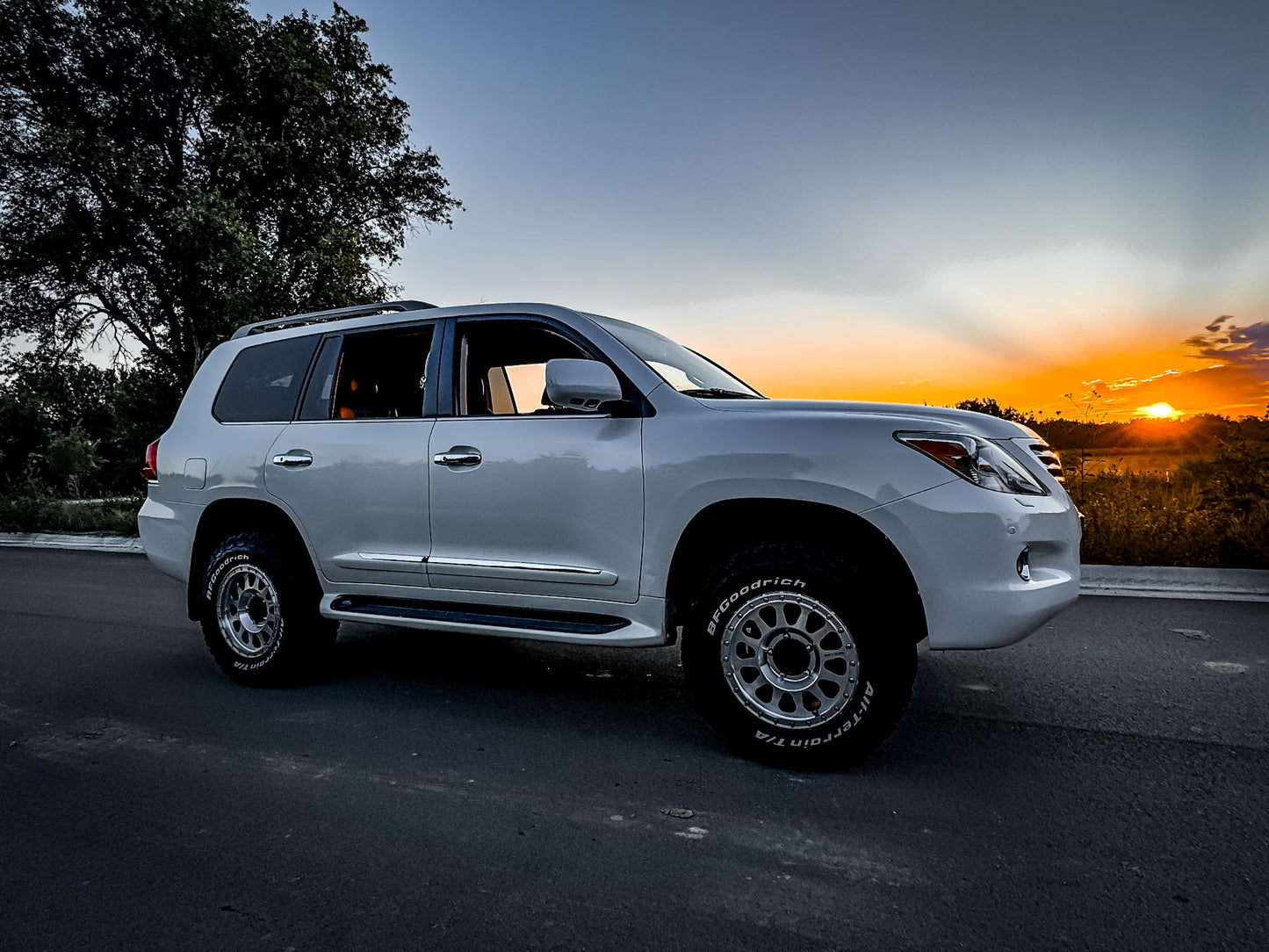2010 Lexus LX570