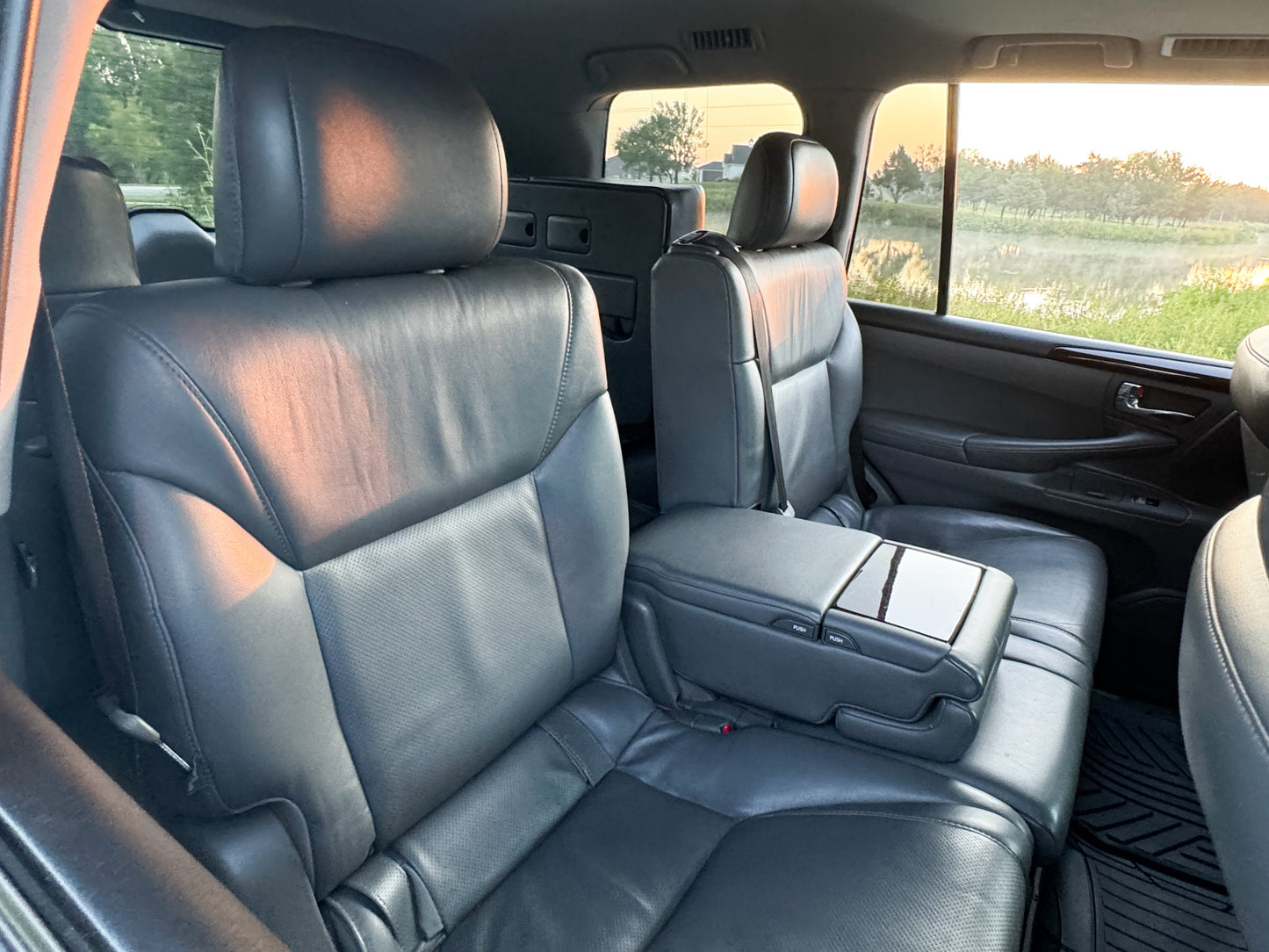 2010 Lexus LX570