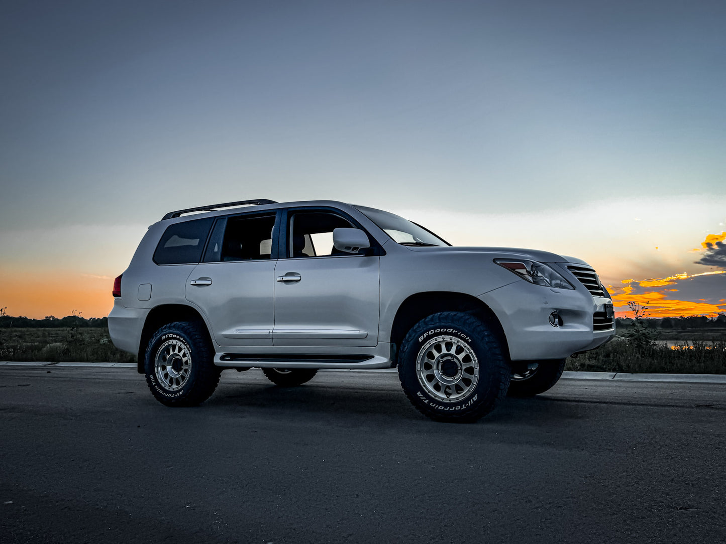 2010 Lexus LX570
