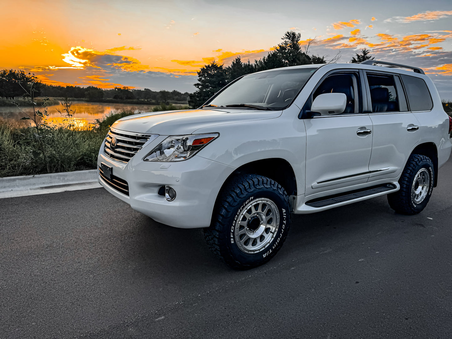 2010 Lexus LX570
