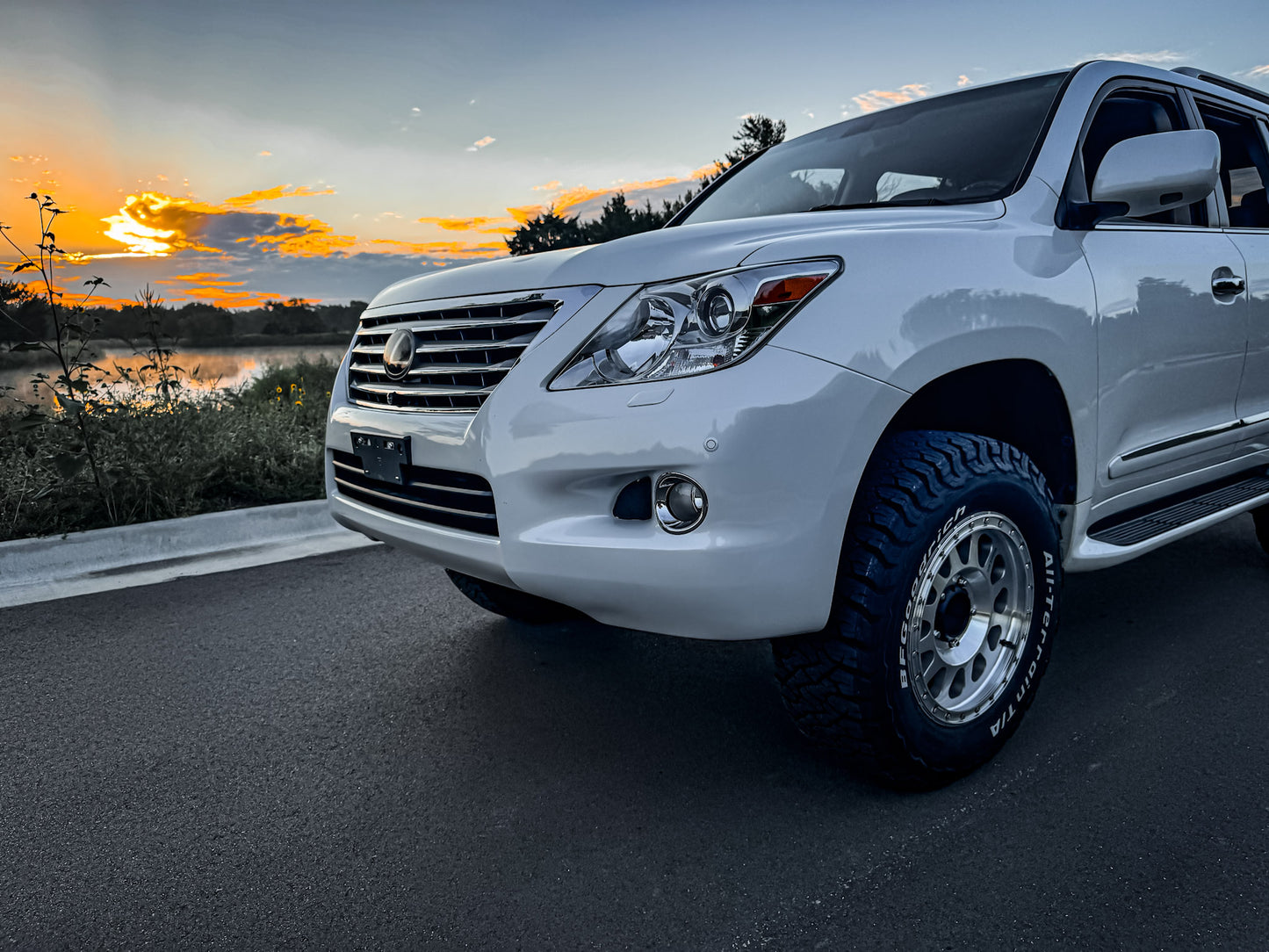 2010 Lexus LX570