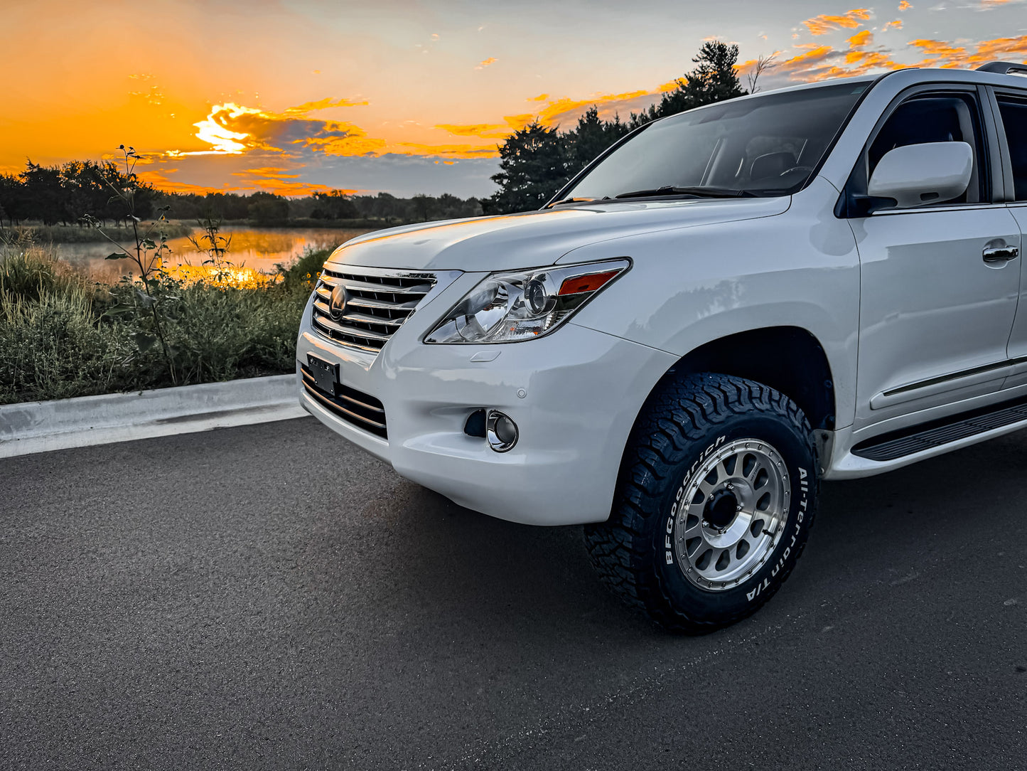 2010 Lexus LX570