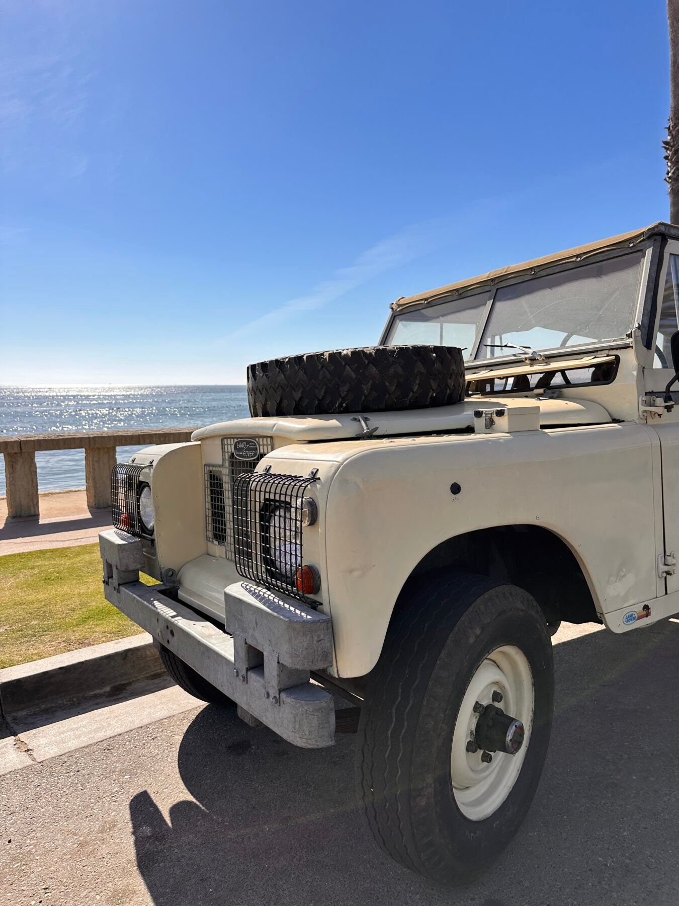 1966 Land Rover Series 2 109' LHD
