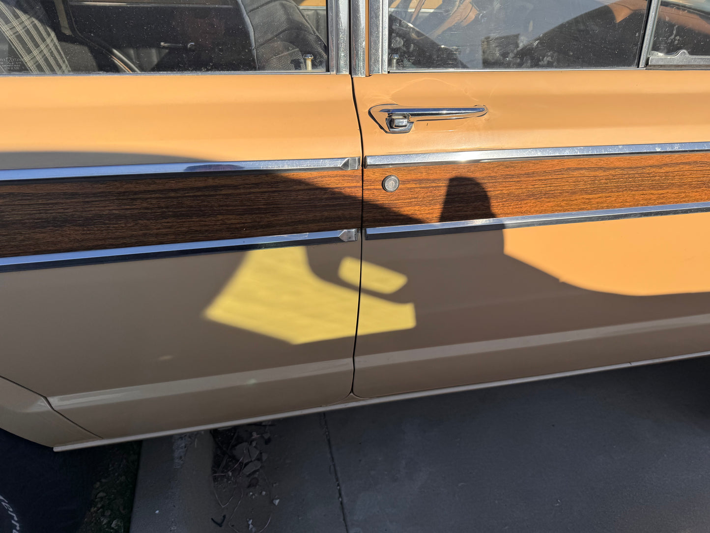 1976 Jeep Wagoneer V8 + Refurbished