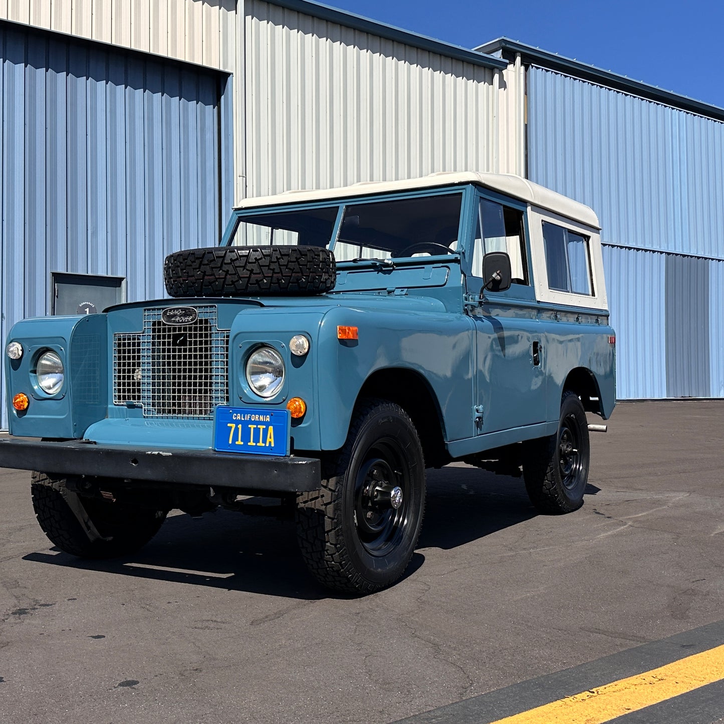 1971 Land Rover Series 2A 3 Door
