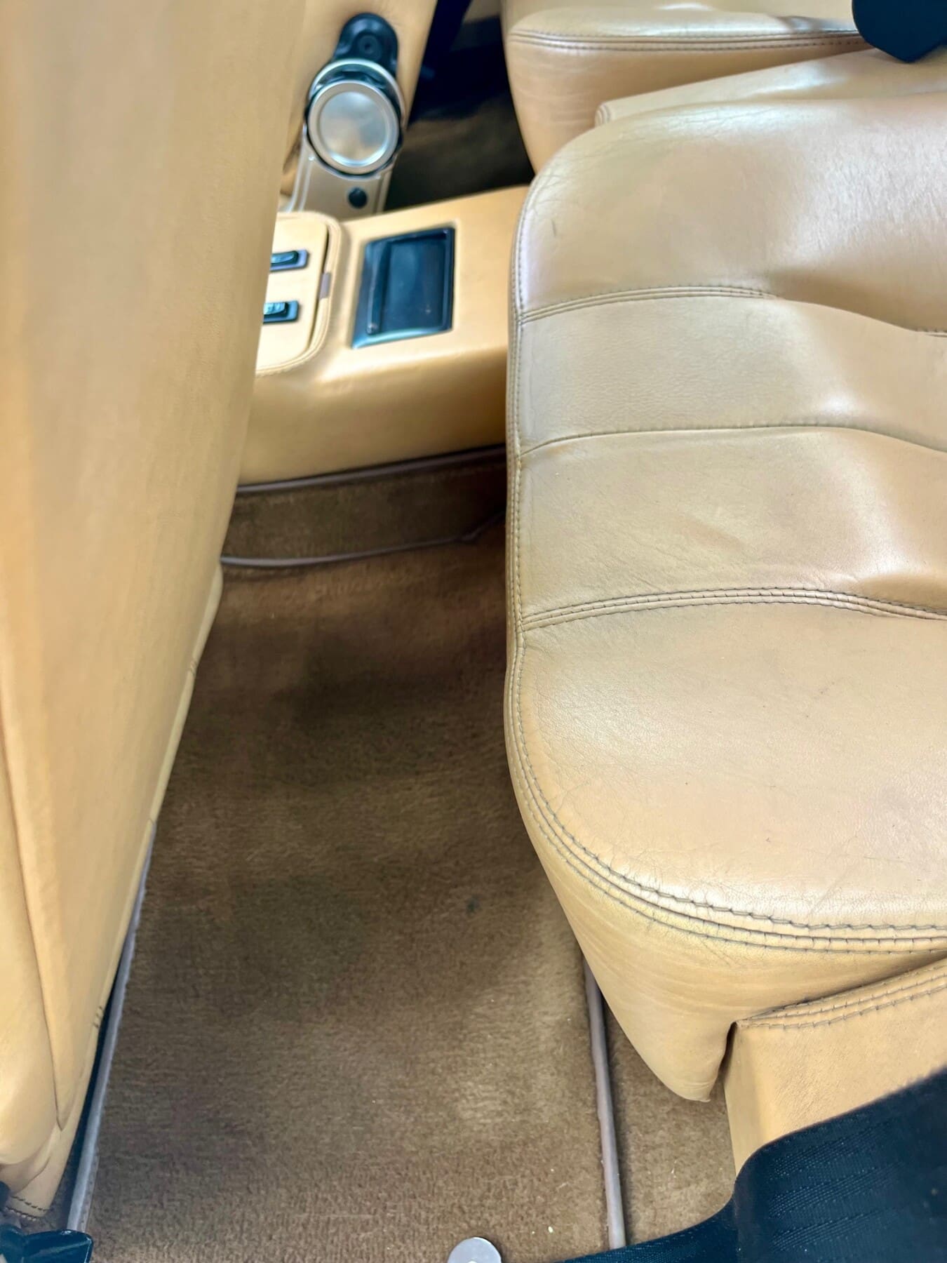 1984 Ferrari Mondial QV