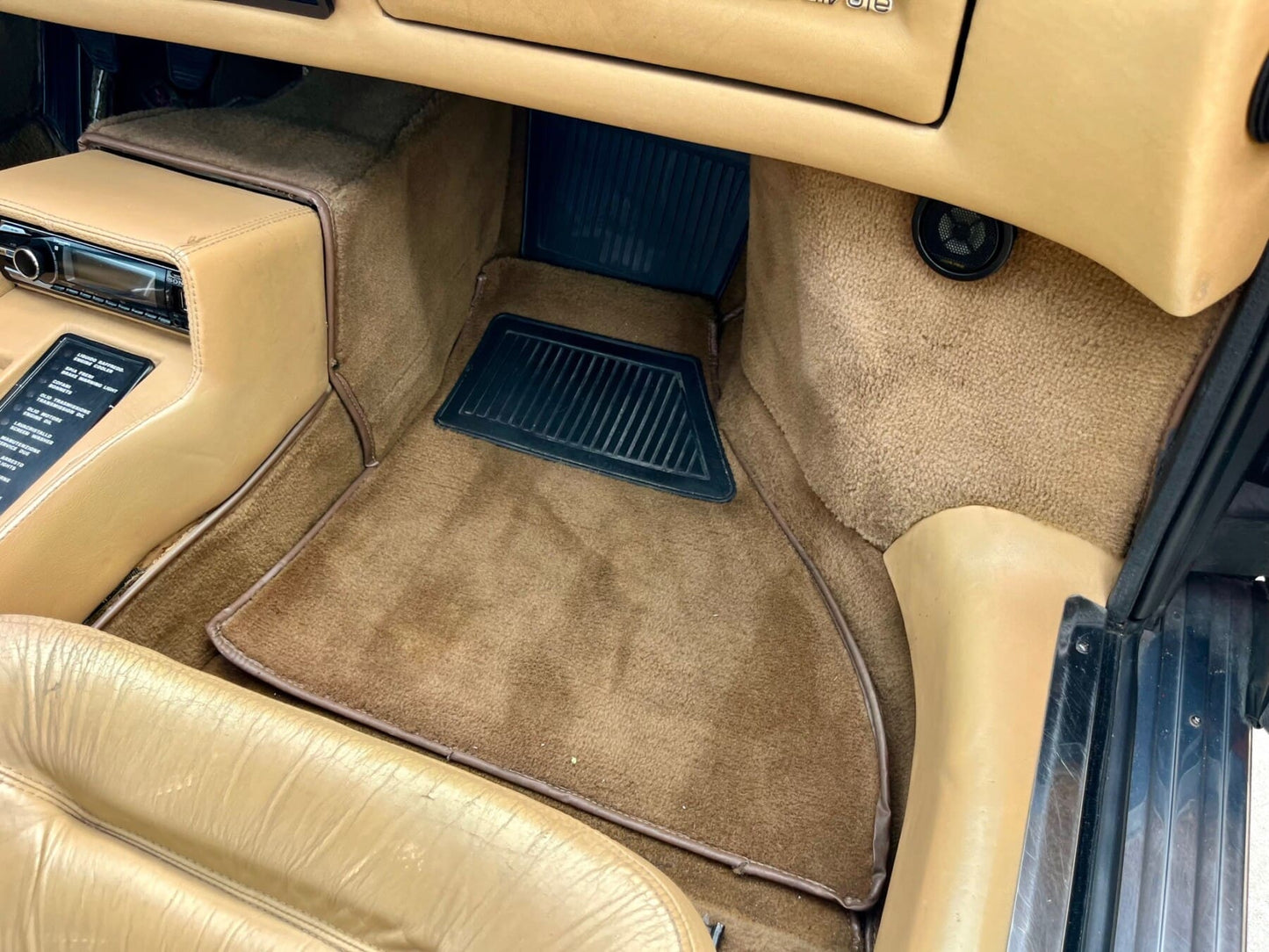 1984 Ferrari Mondial QV