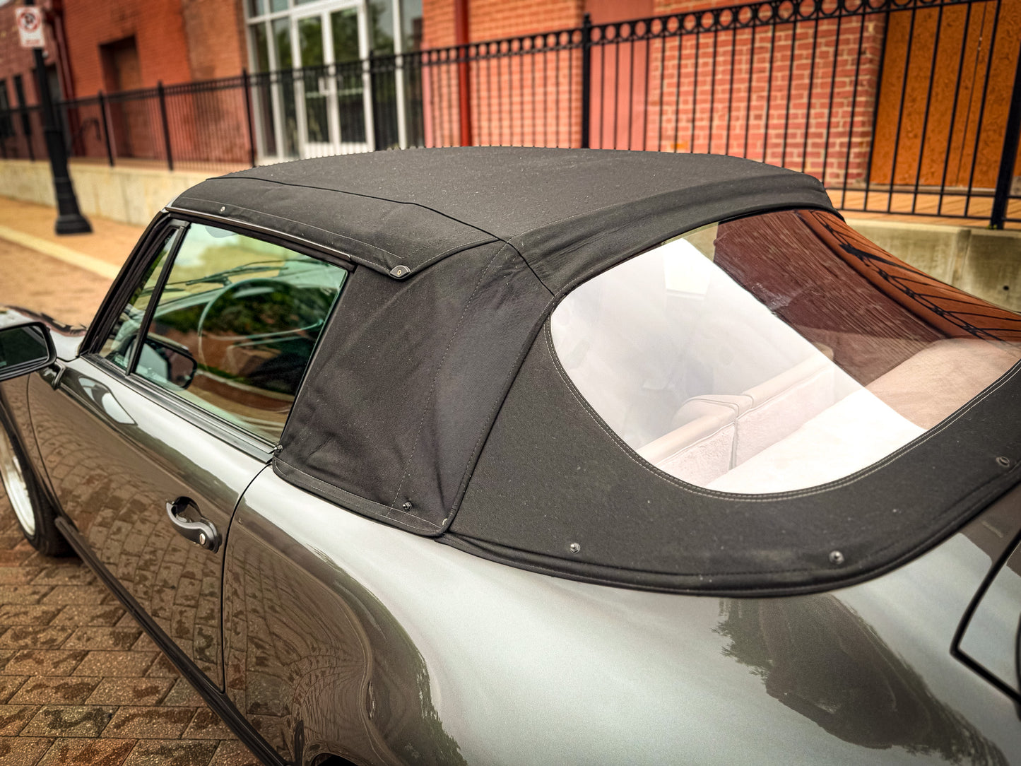 1989 Porsche 911 Carrera Cabriolet
