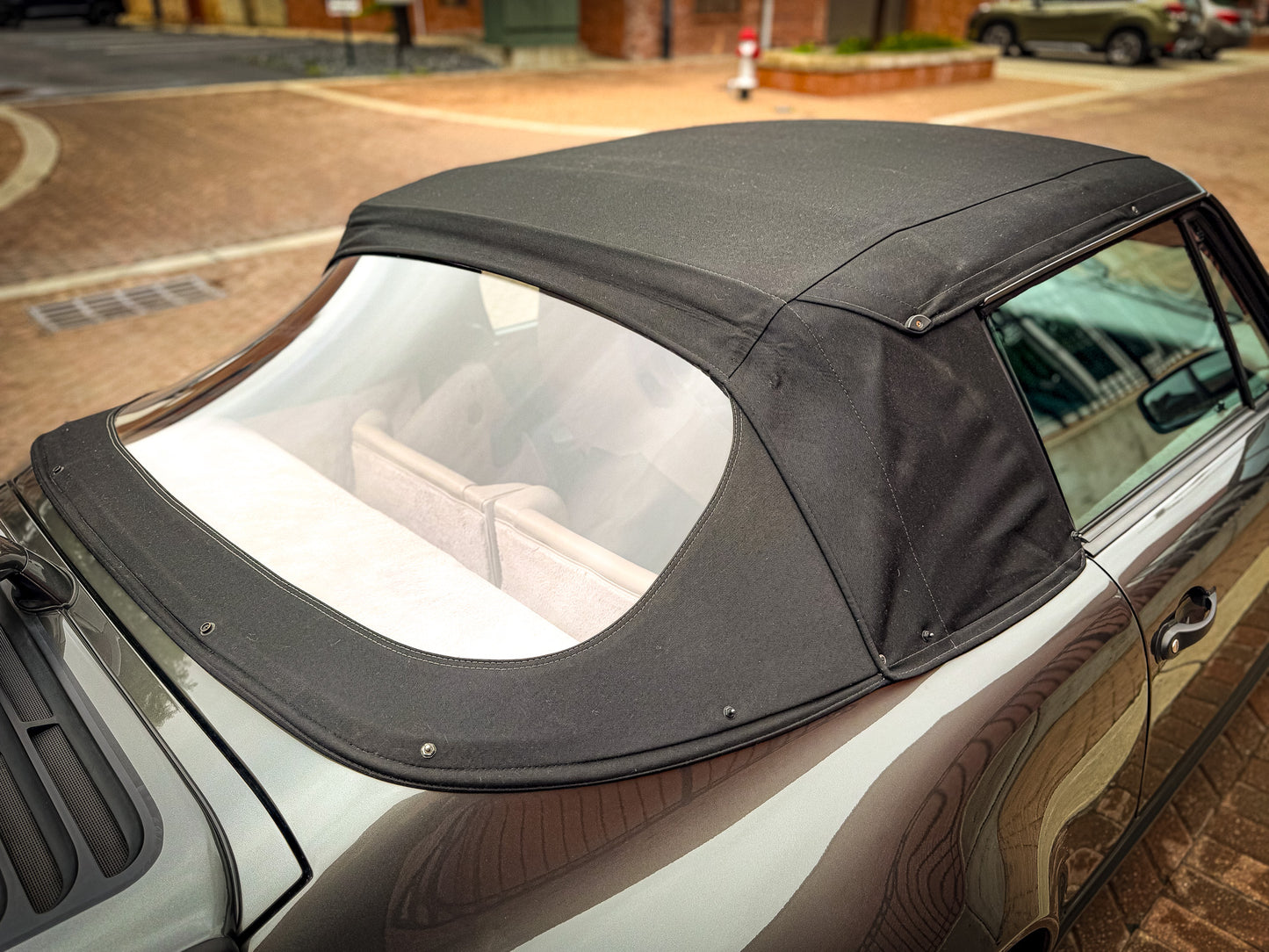 1989 Porsche 911 Carrera Cabriolet