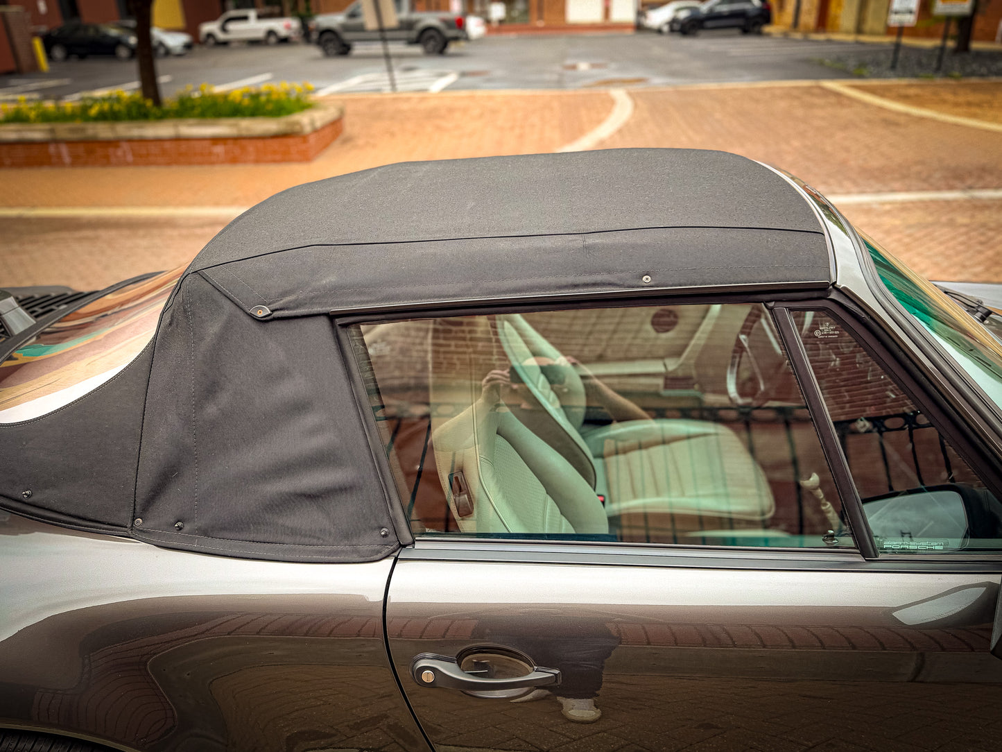 1989 Porsche 911 Carrera Cabriolet