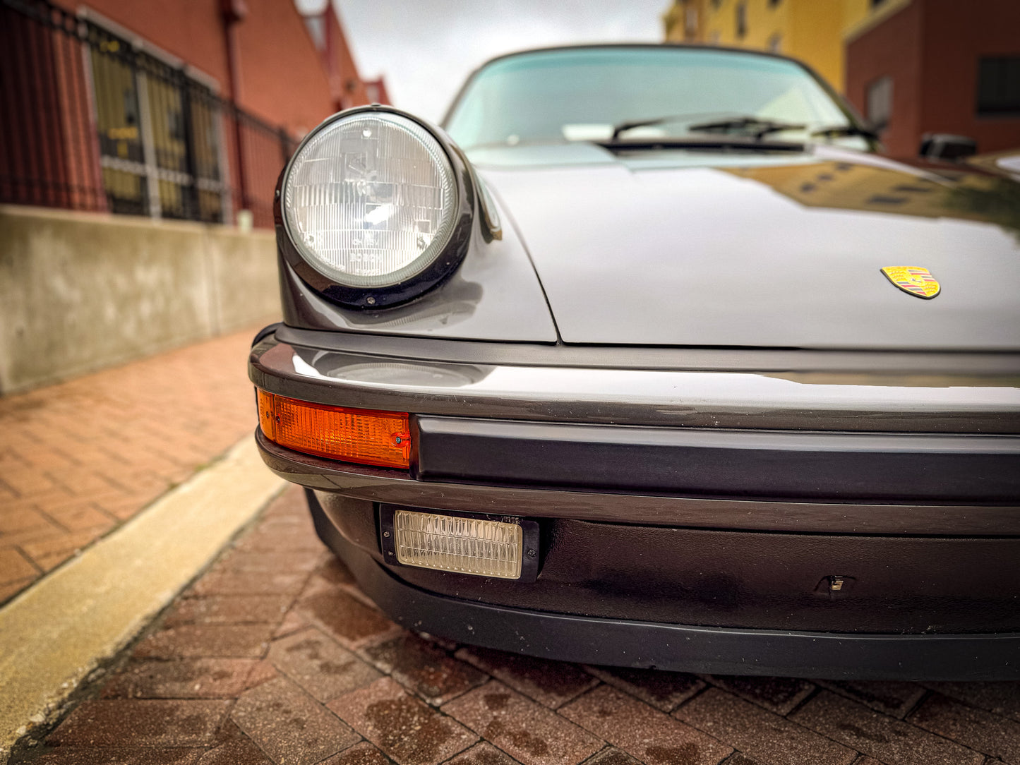 1989 Porsche 911 Carrera Cabriolet