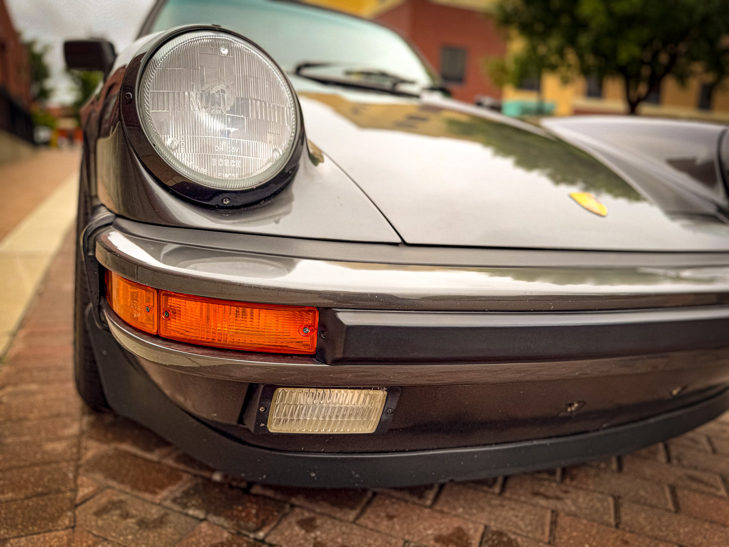 1989 Porsche 911 Carrera Cabriolet