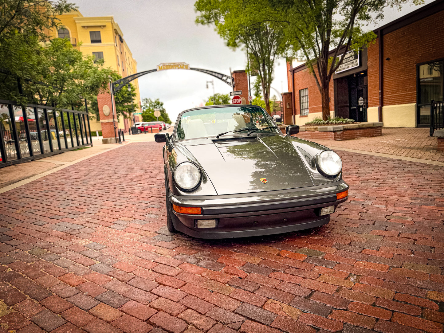 1989 Porsche 911 Carrera Cabriolet
