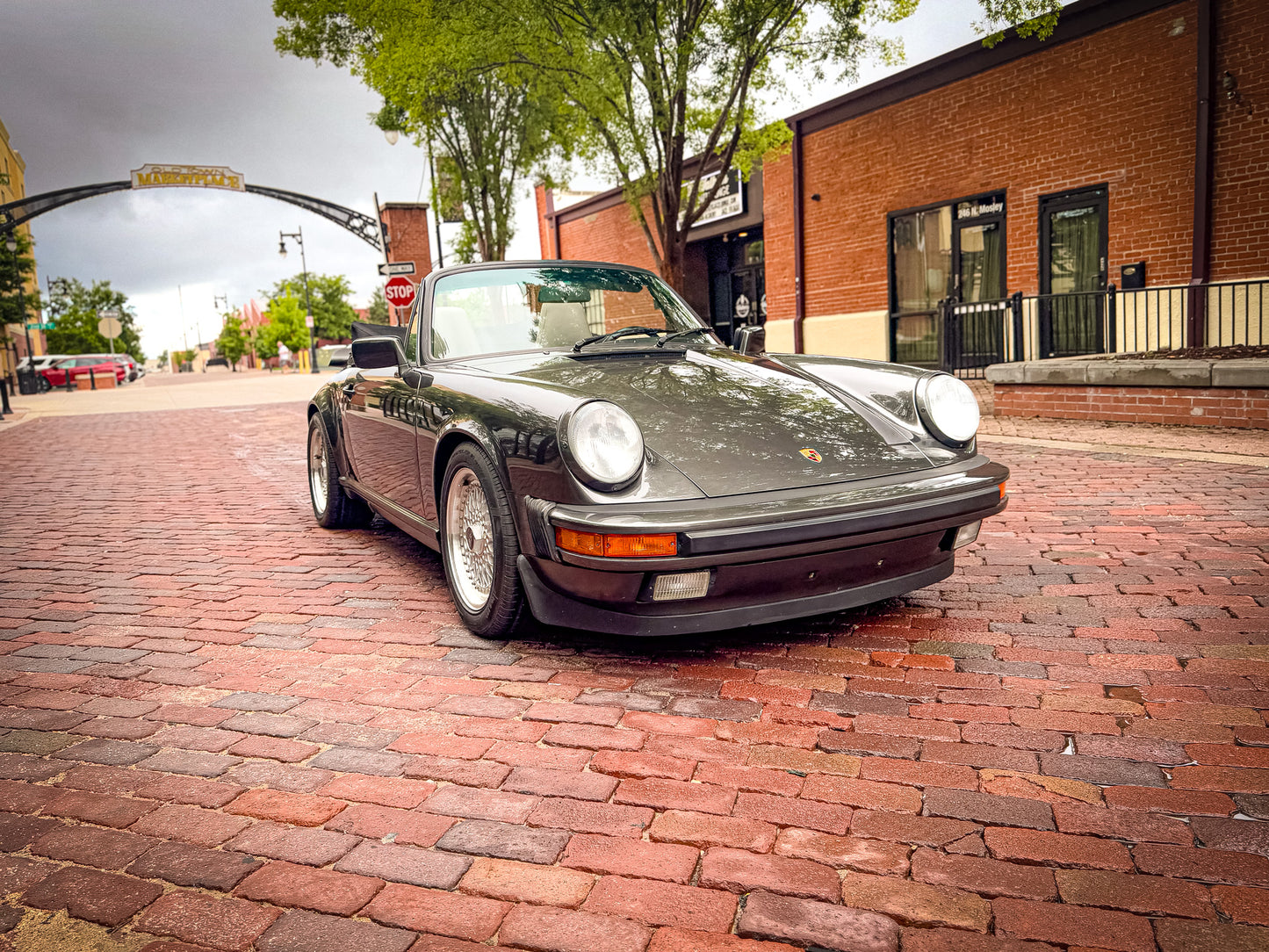1989 Porsche 911 Carrera Cabriolet
