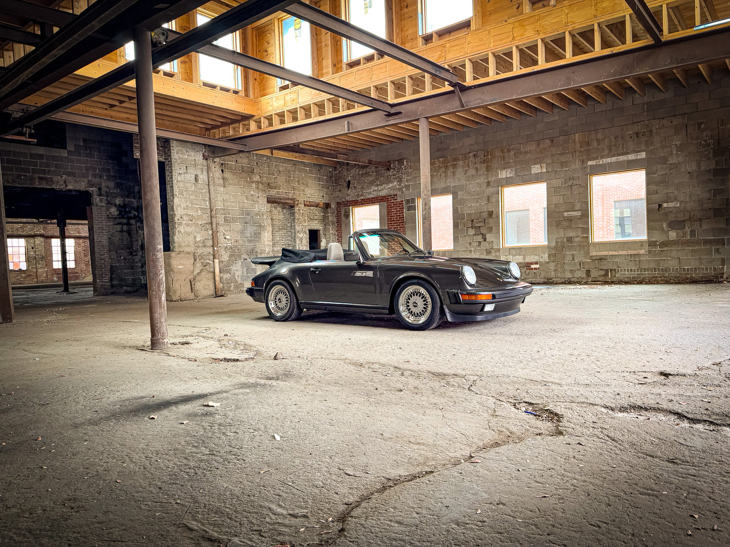 1989 Porsche 911 Carrera Cabriolet
