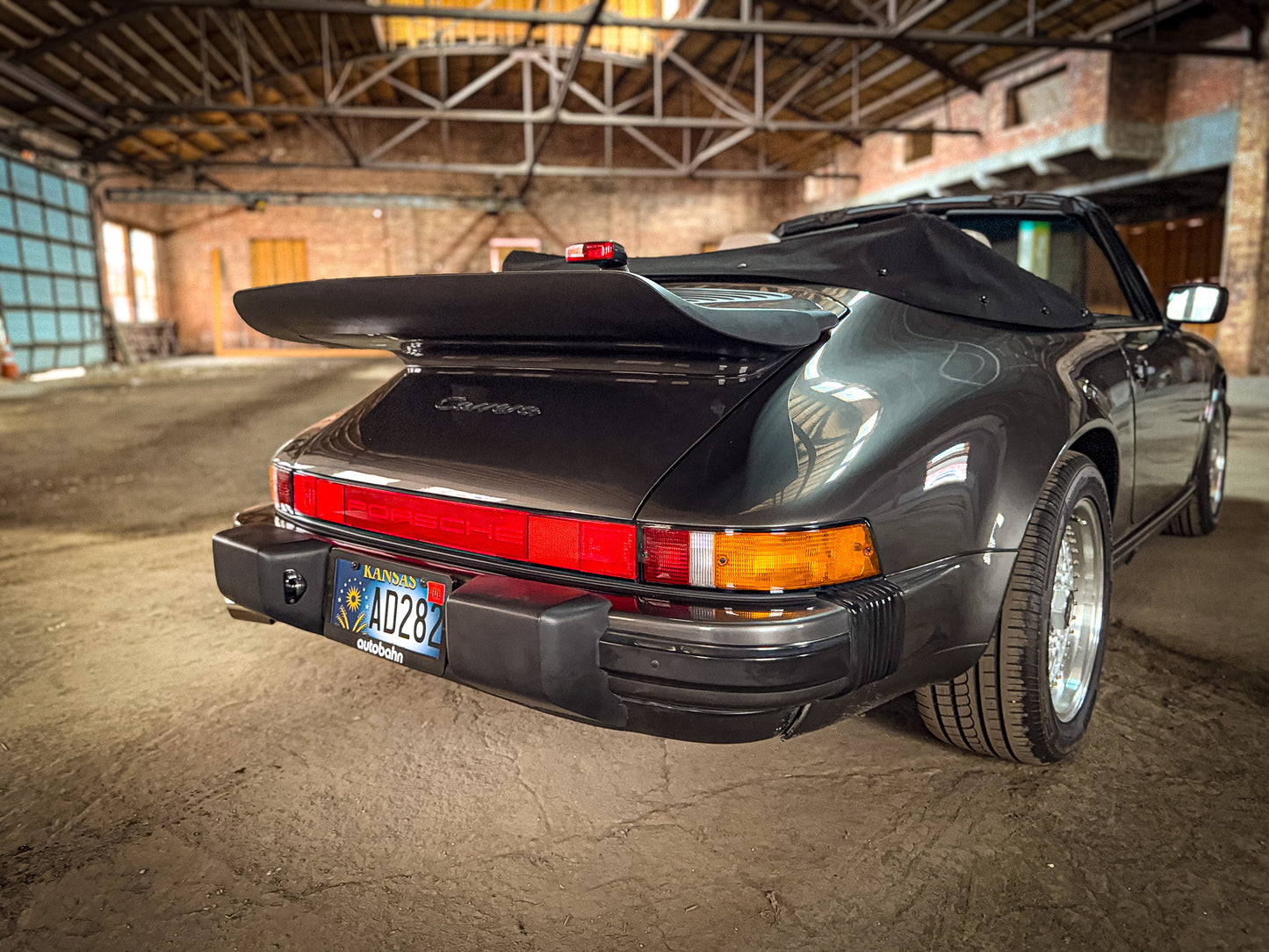 1989 Porsche 911 Carrera Cabriolet