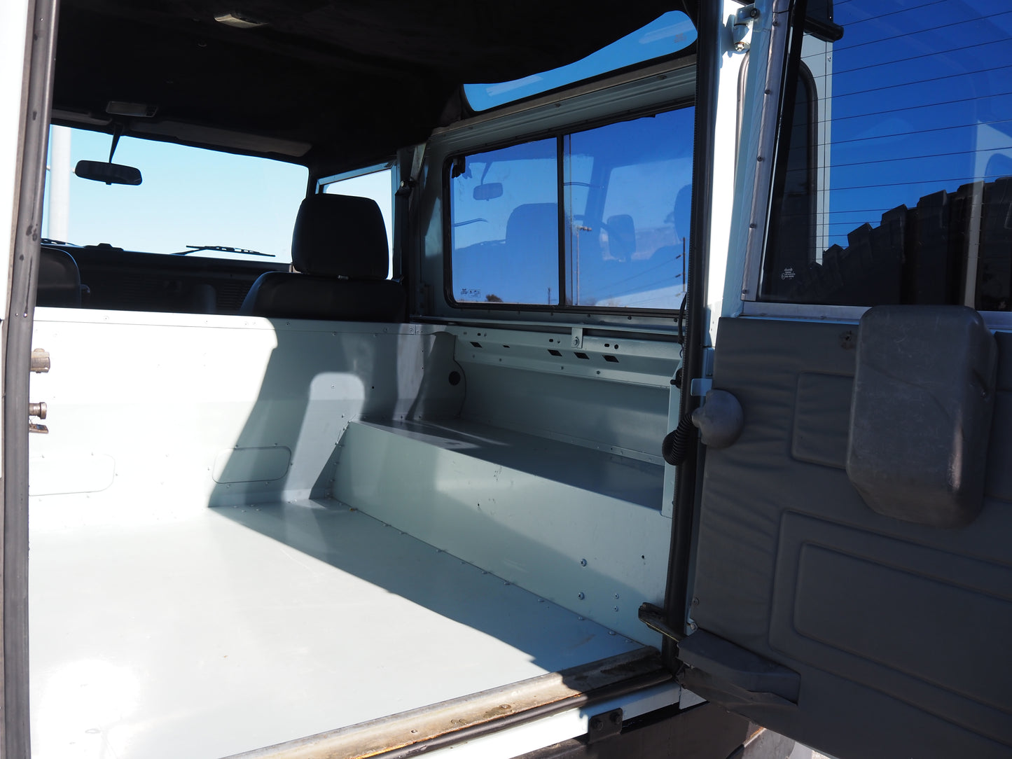 1997 Land Rover Defender 90 LHD