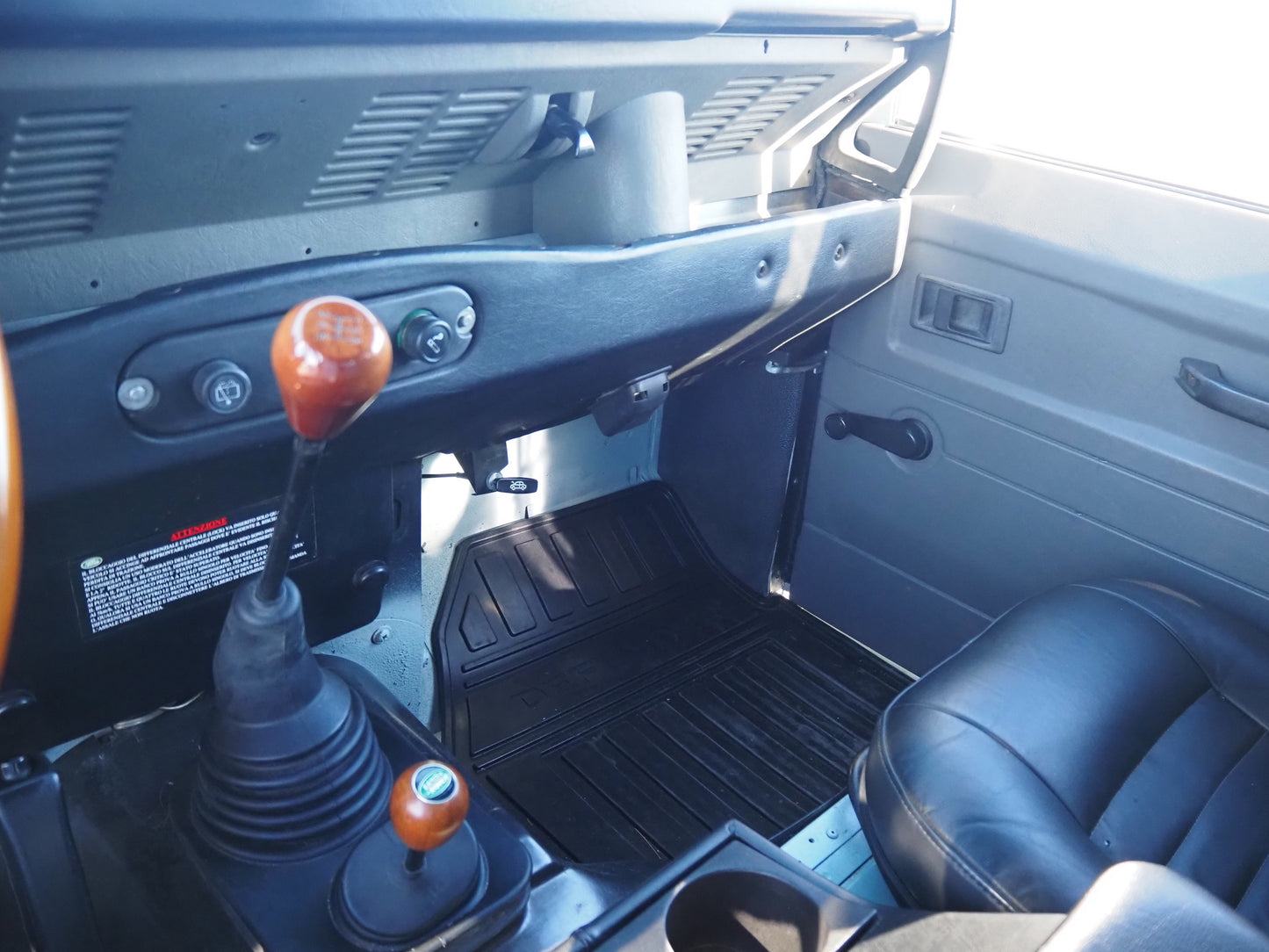 1997 Land Rover Defender 90 LHD