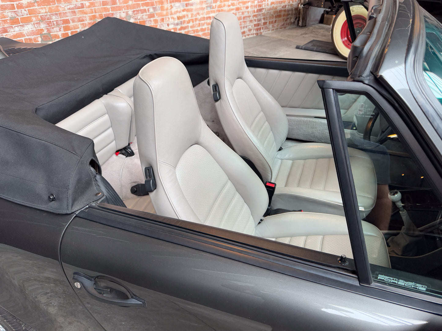 1989 Porsche 911 Carrera Cabriolet