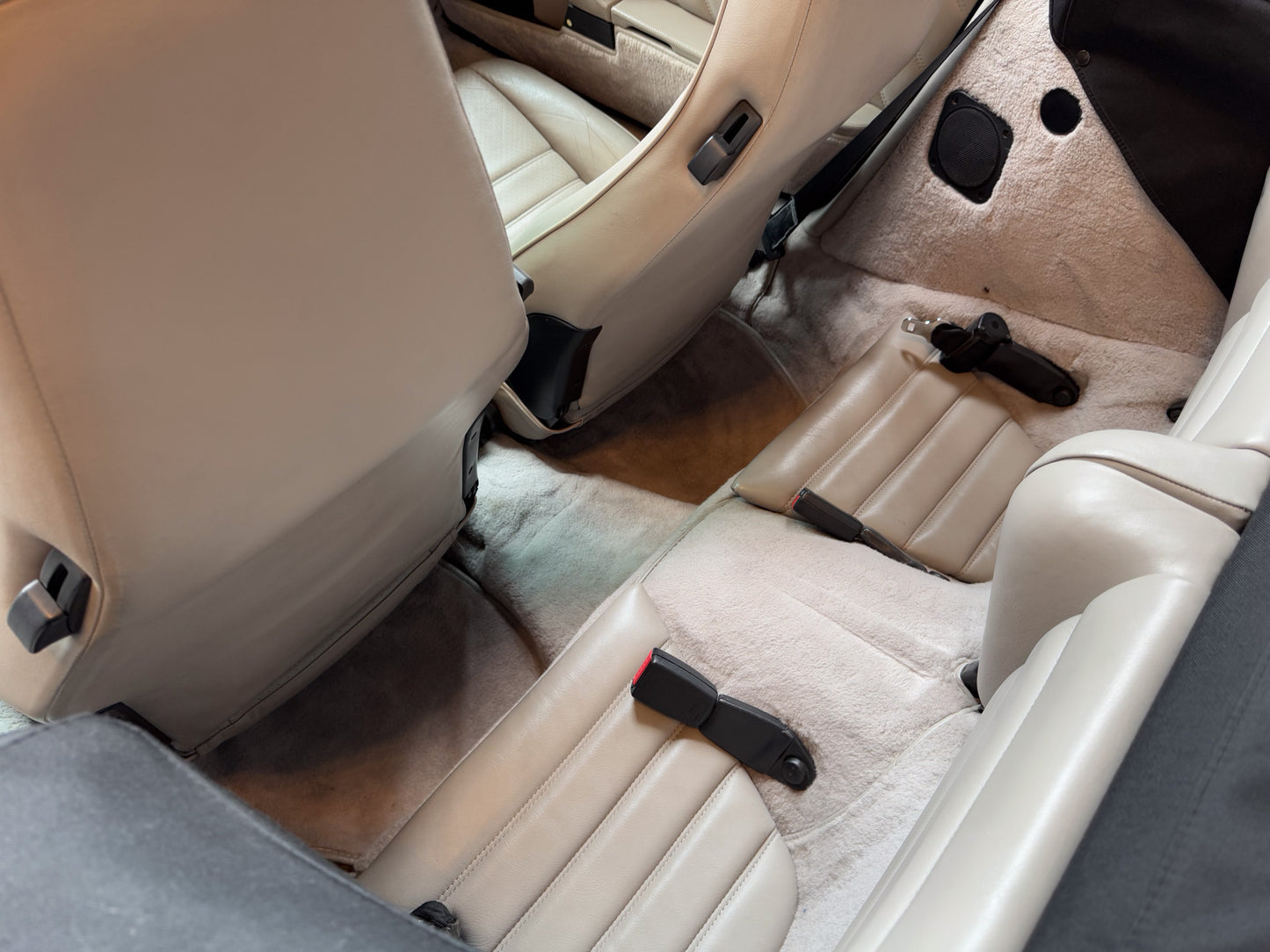 1989 Porsche 911 Carrera Cabriolet