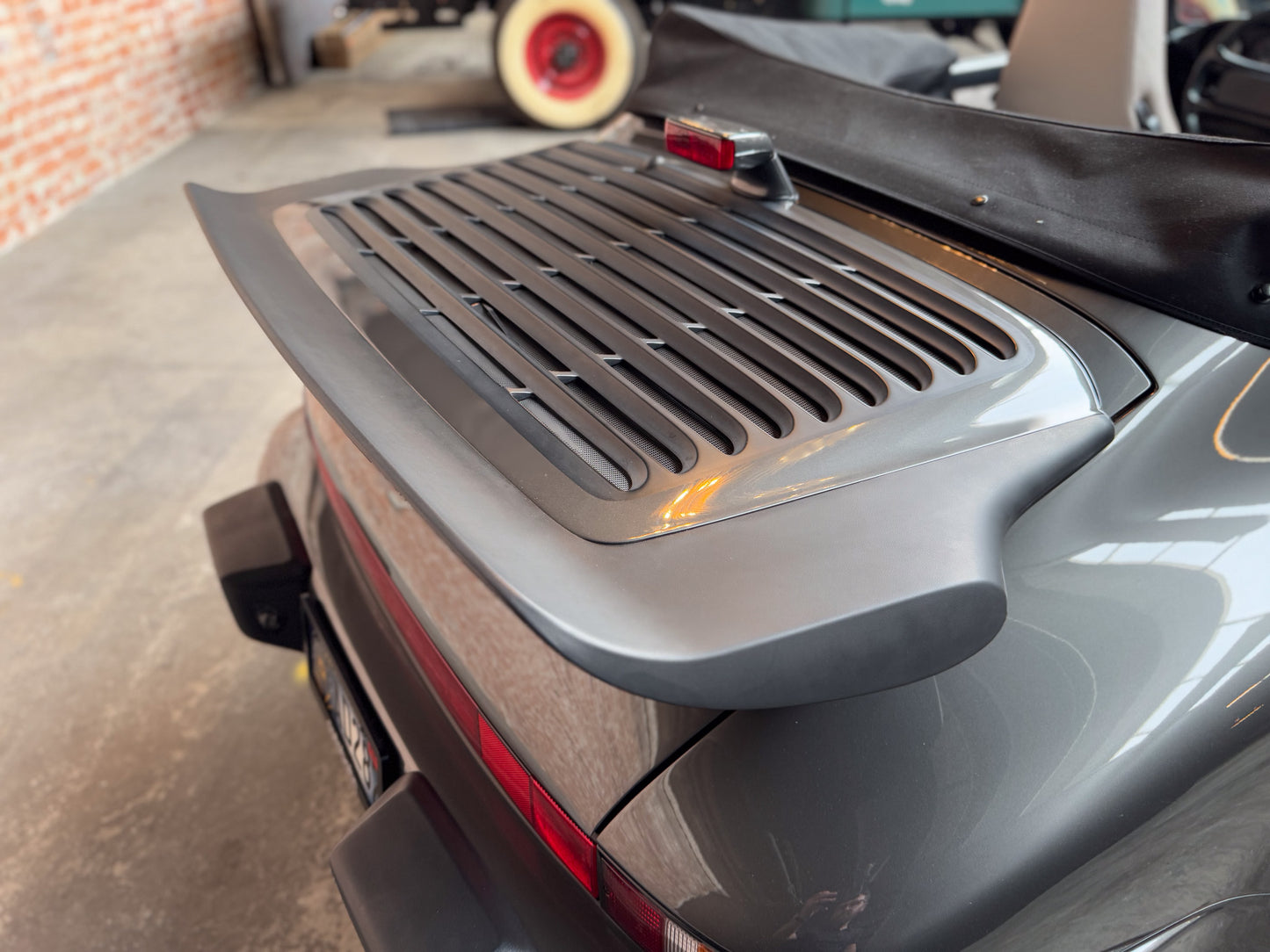 1989 Porsche 911 Carrera Cabriolet