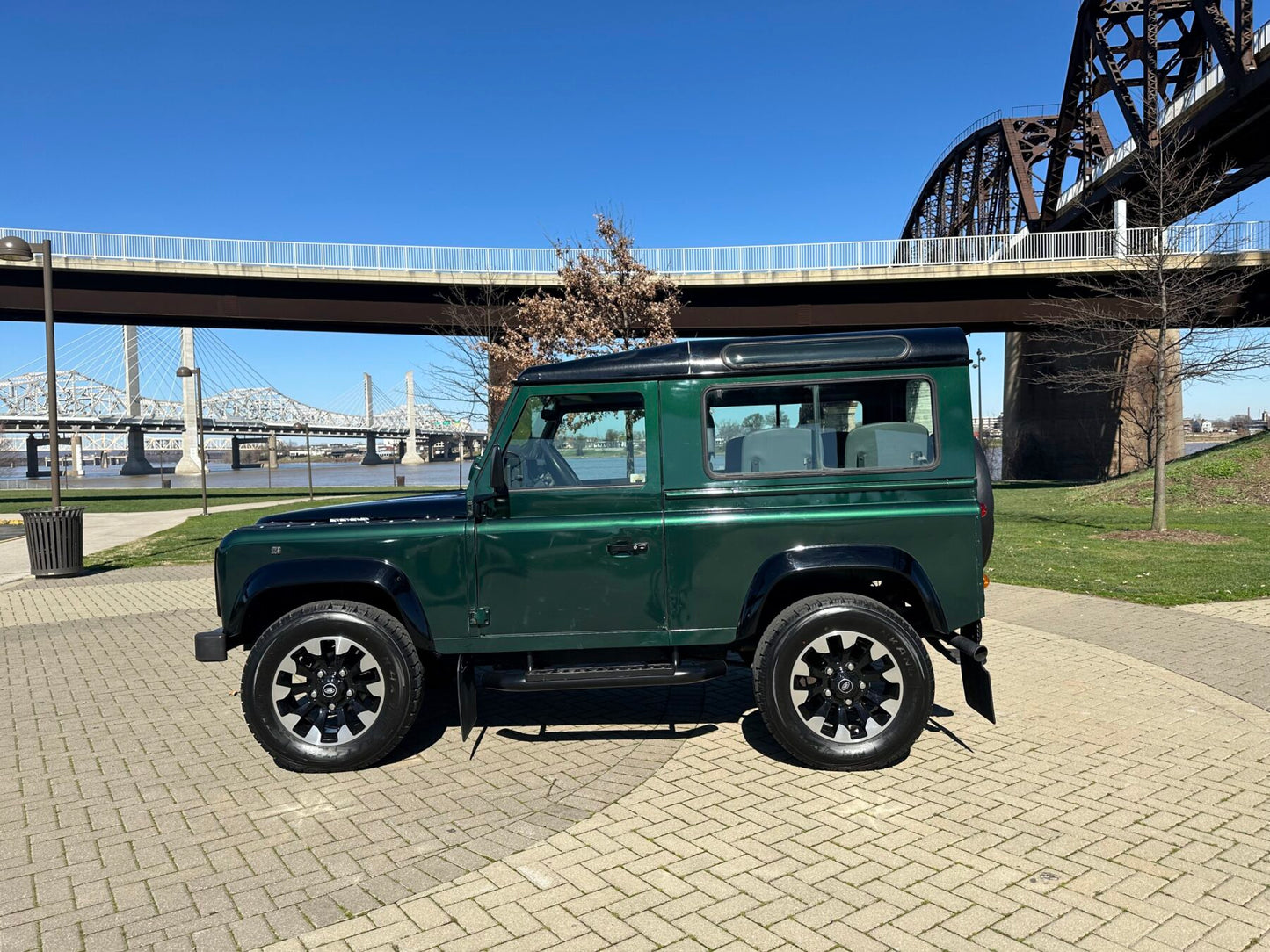 1997 Land Rover Defender 90
