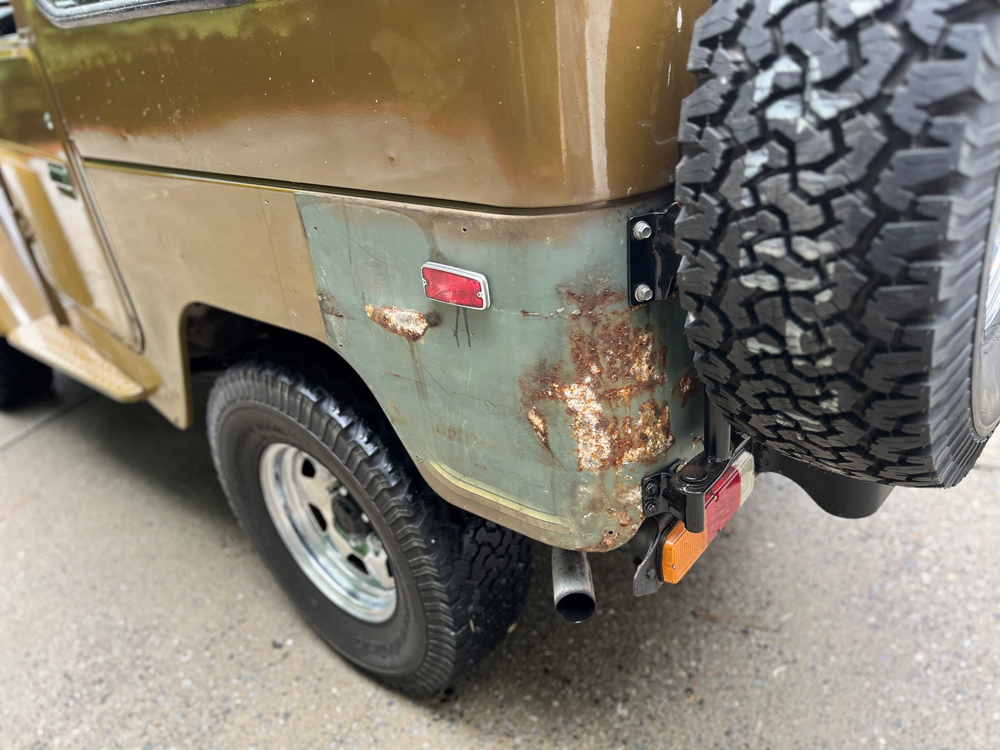 1983 Toyota Land Cruiser FJ40 1 of 300