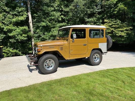 1983 Toyota Land Cruiser FJ40 1 of 300