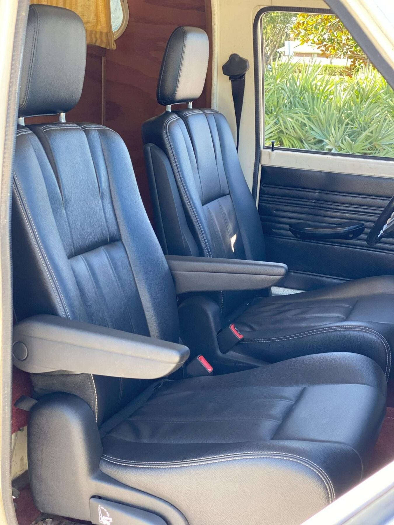 1973 Toyota Hilux Chinook 4x4 LS Swap