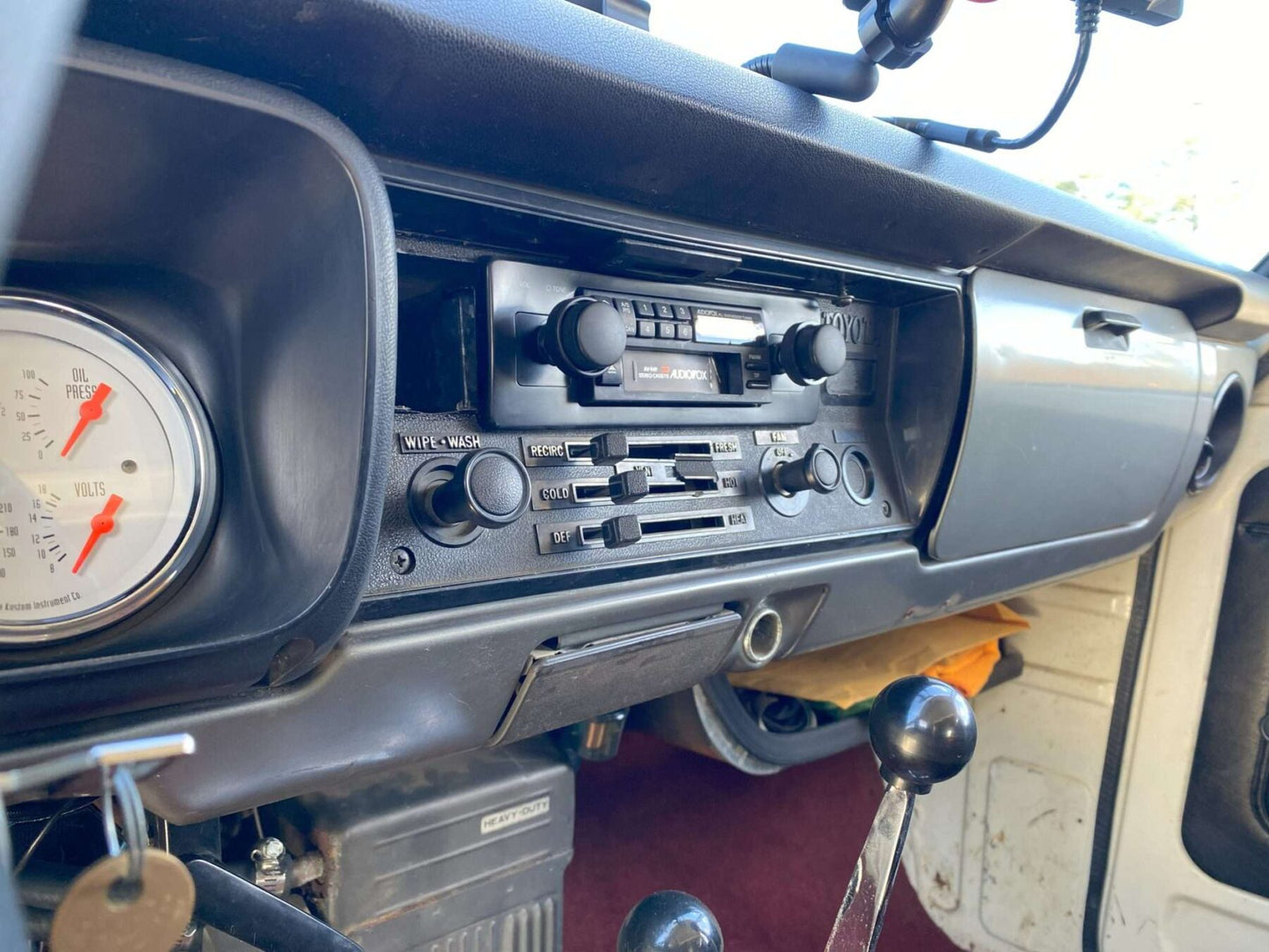 1973 Toyota Hilux Chinook 4x4 LS Swap