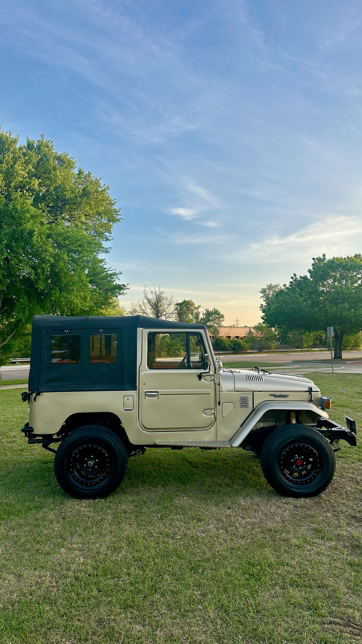 1979 Toyota FJ40 Land Cruiser Restored