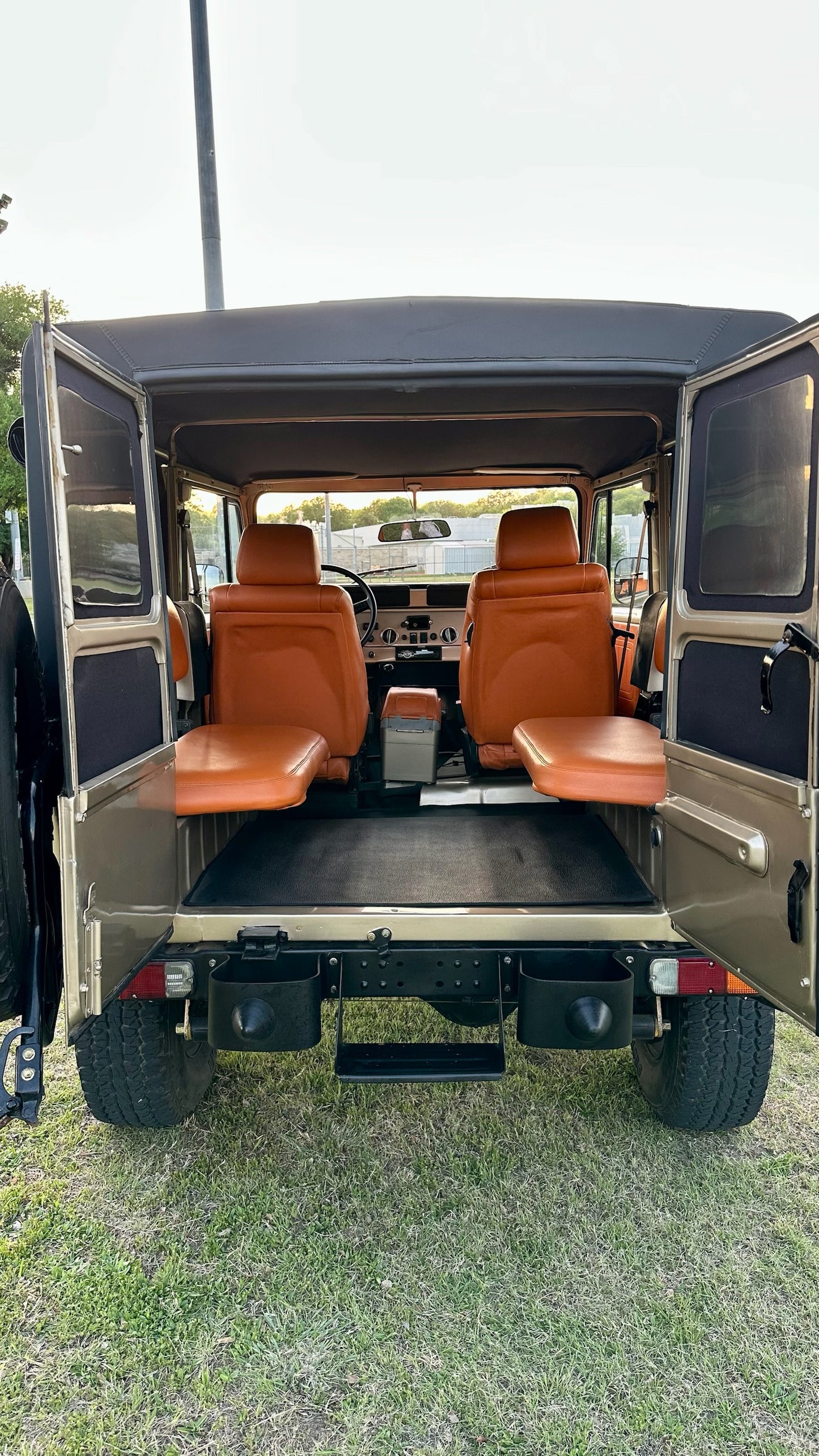 1979 Toyota FJ40 Land Cruiser Restored