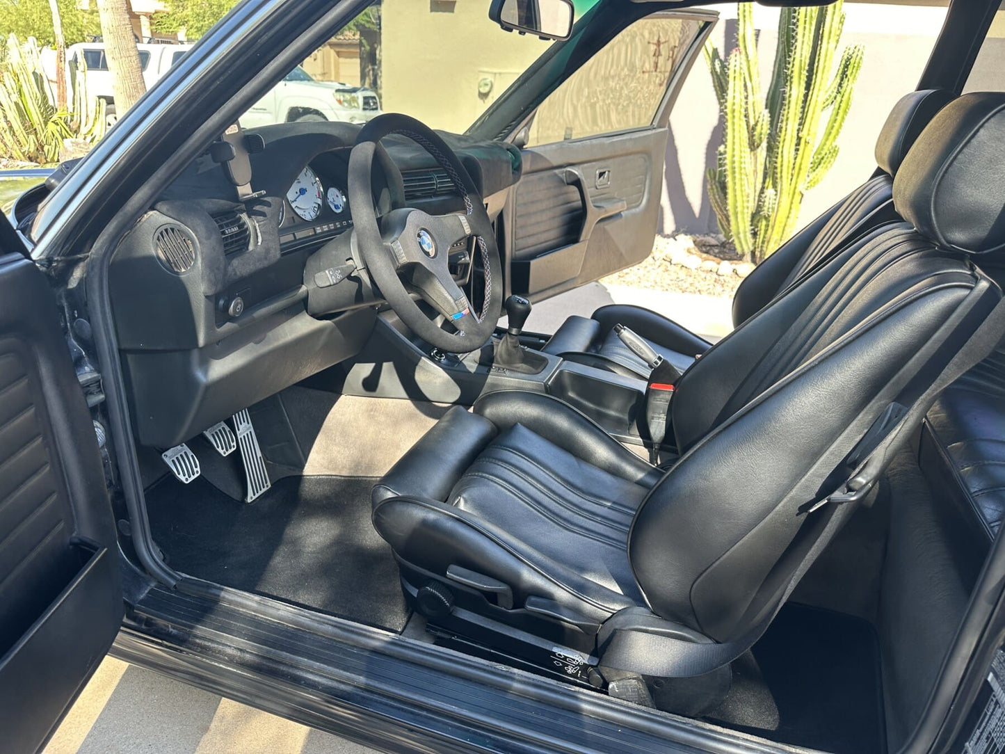 1990 BMW 325is