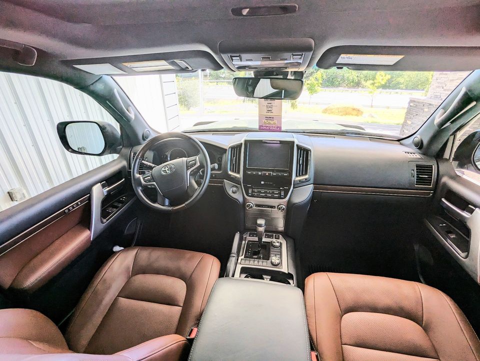 2019 Toyota Land Cruiser FJ200 (ARB Outfitted)