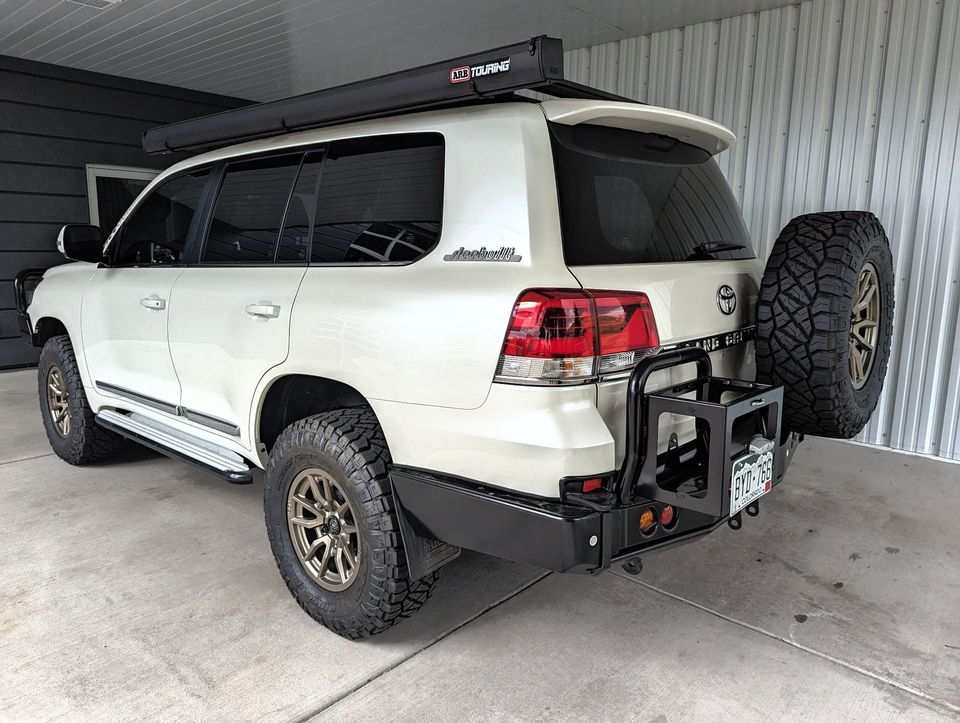 2019 Toyota Land Cruiser FJ200 (ARB Outfitted)