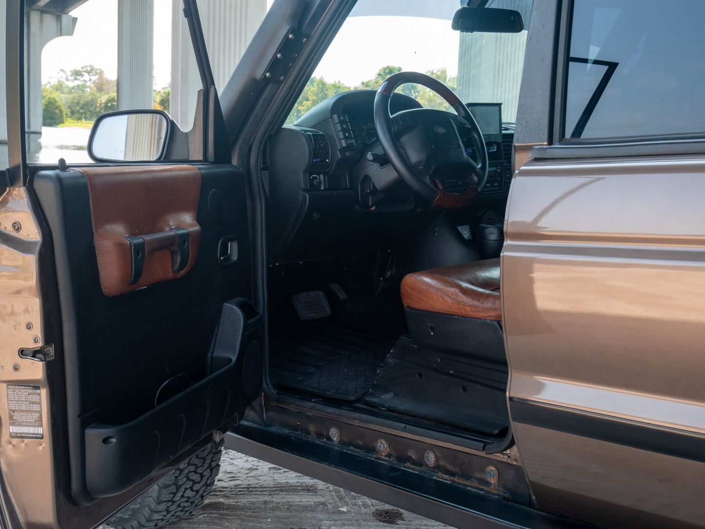 2004 Land Rover Discovery II LS Swap