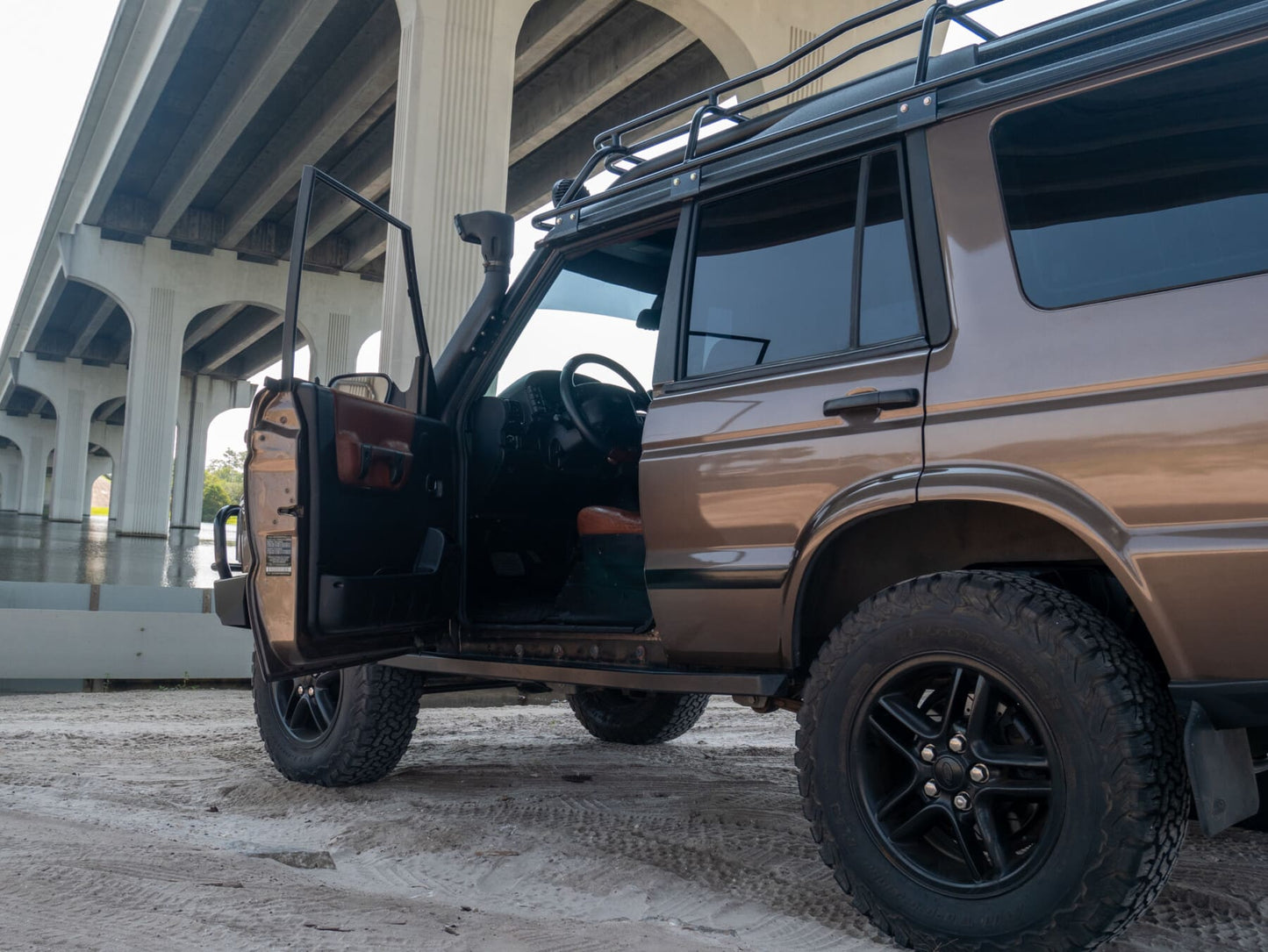 2004 Land Rover Discovery II LS Swap