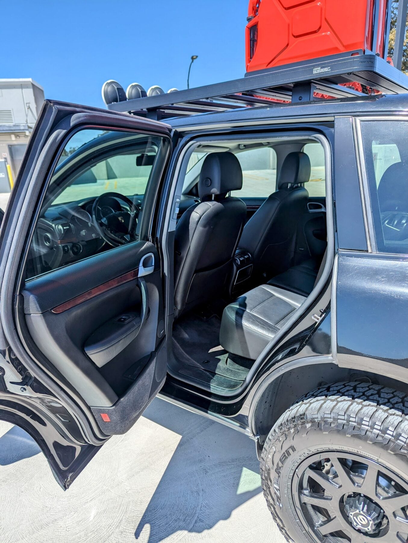 2004 Porsche Cayenne S Overlander