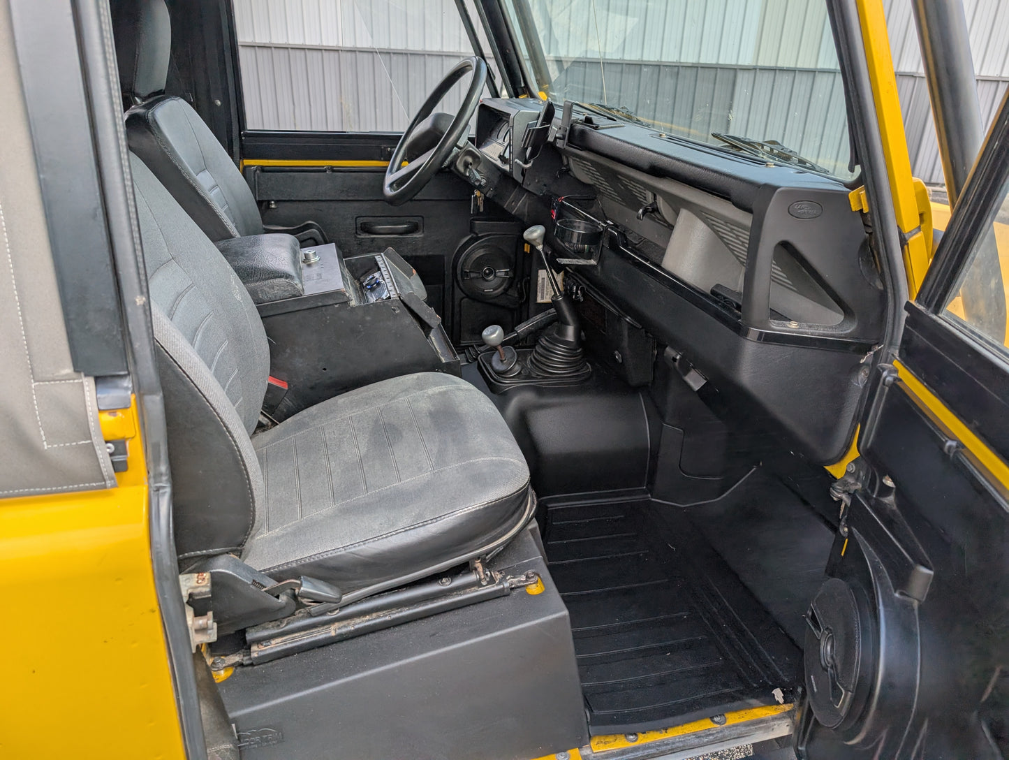 1994 Land Rover Defender 90 NAS