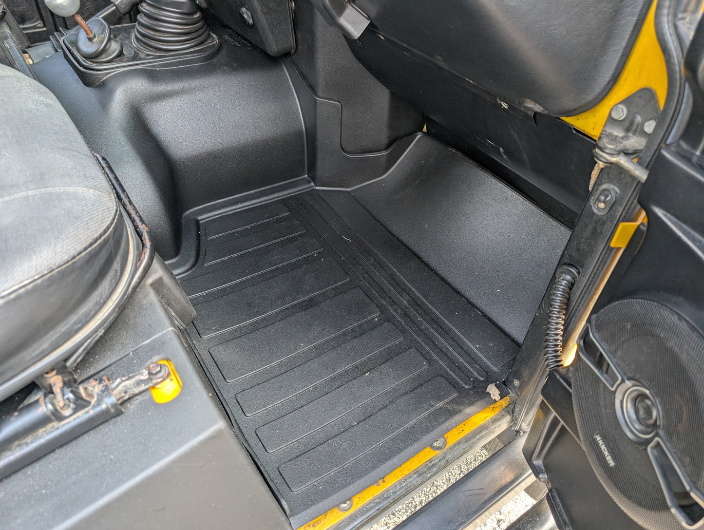 1994 Land Rover Defender 90 NAS